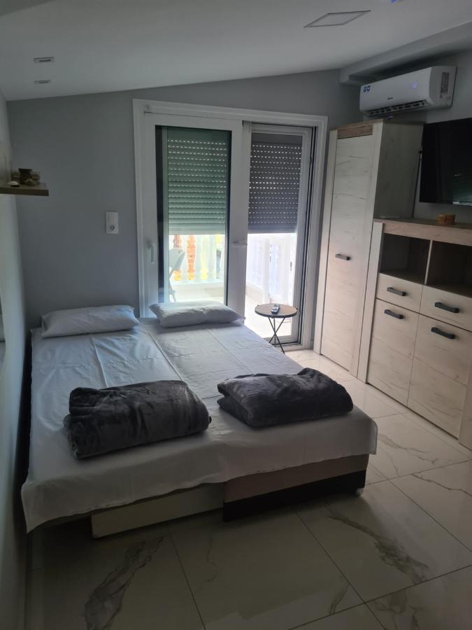Apartments Nera Paralia-Apartment With Sea View Exterior foto