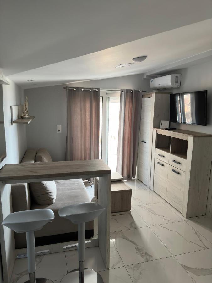 Apartments Nera Paralia-Apartment With Sea View Exterior foto